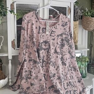 Magnolia Pearl Pink Graphic Long Sleeve Tee